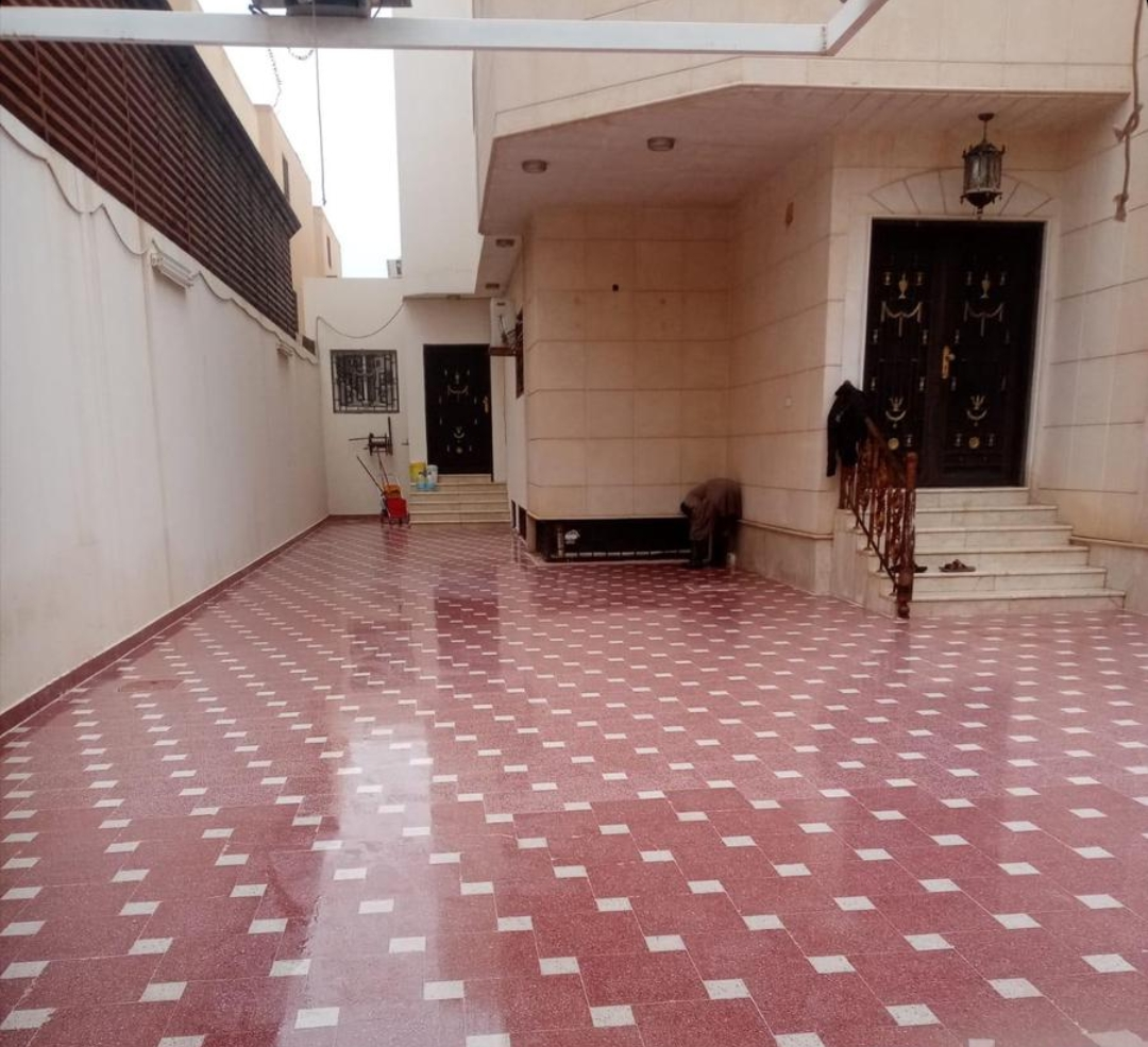 تنظيف السيراميك والبورسلان